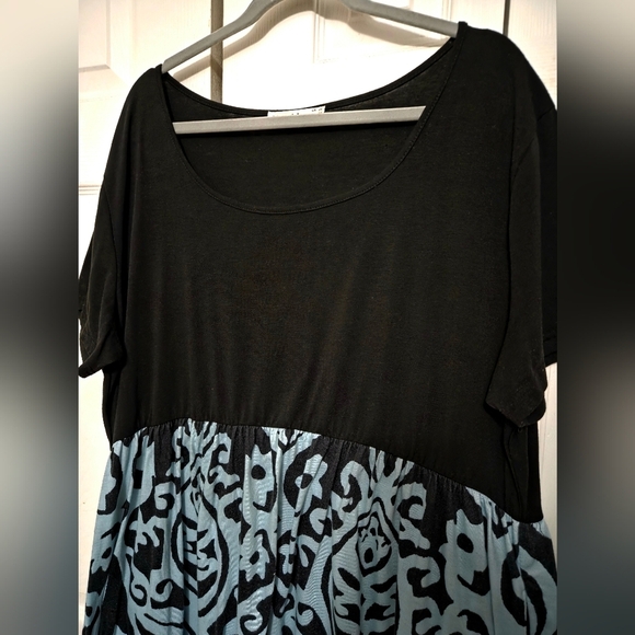 Nemidor Black and Blue Patterned Maxi Dress Size 24 - Picture 2 of 11